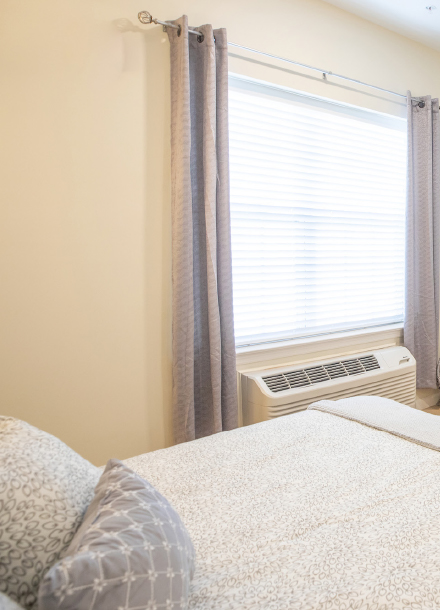 retirementunlimited-WoodlandHills-memorycarestudiogrande-image-front